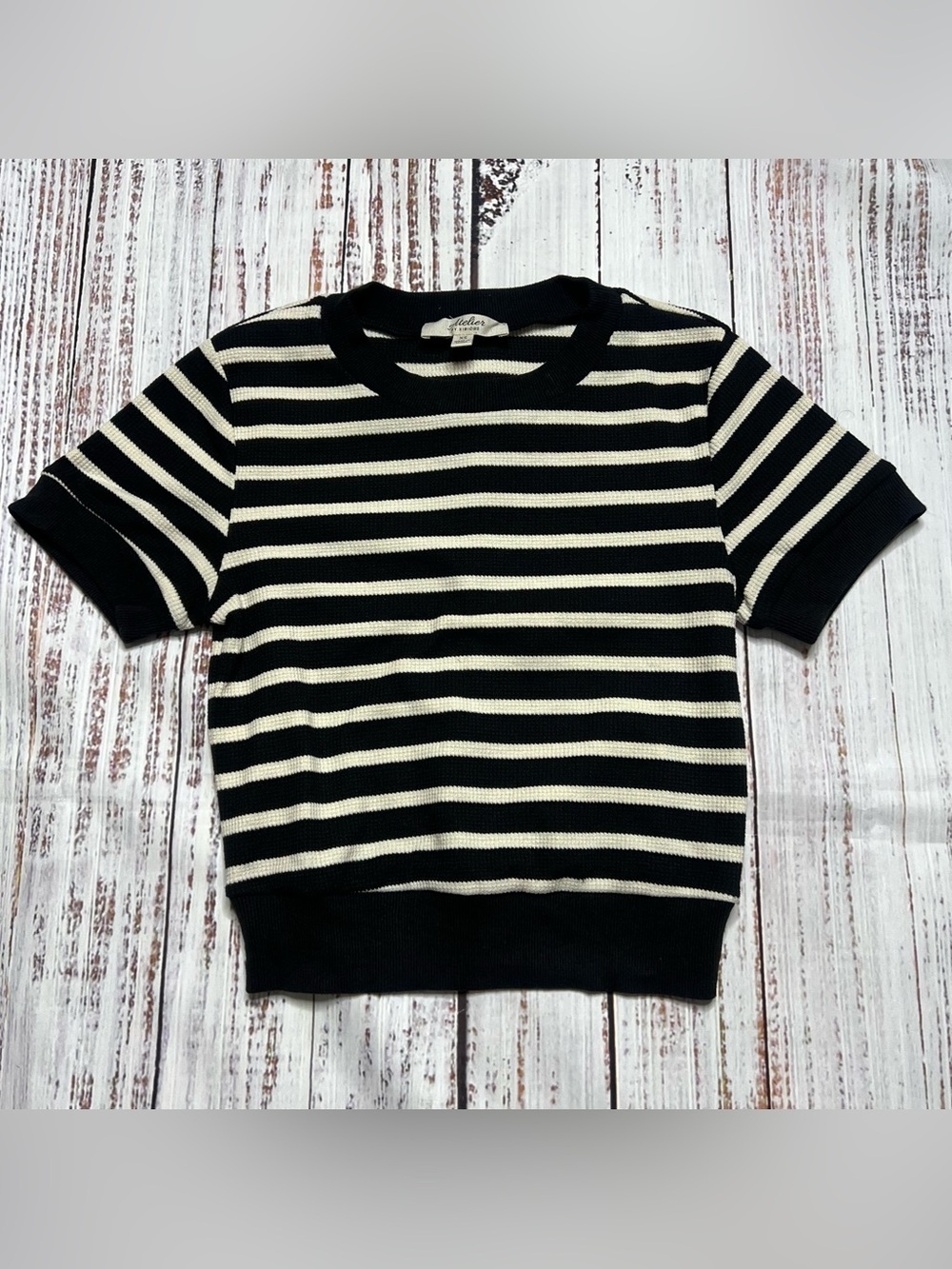 Striped Short Sleeve Knit Top - Black & Cream